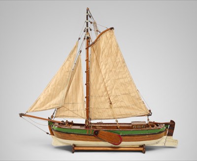 Lot 2 - Ship model of a skûtsje (tjalk)