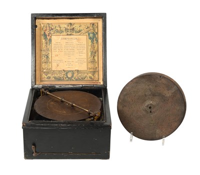 Lot 735 - Symphonion music box with interchangeable metal discs