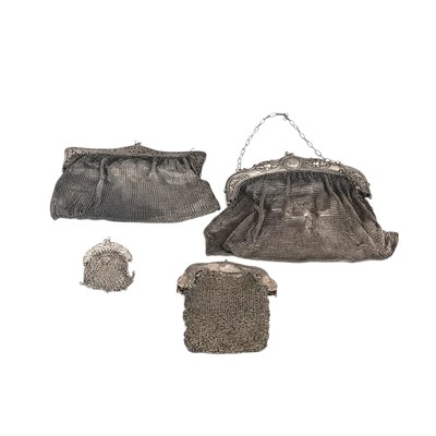 Lot 303 - 4 Antieke Tasbeugels