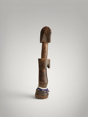 Lot 129 - Mossi fertility doll.