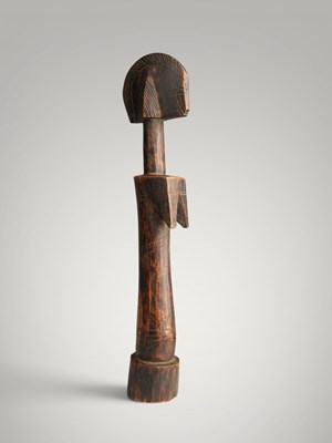 Lot 107 - Mossi fertility doll.