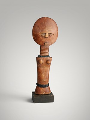 Lot 35 - Ashanti akuaba fertility doll.