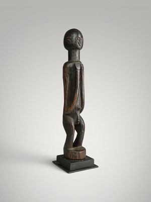 Lot 3 - Dogon mourning ancestral figure.