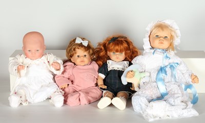 Lot 506 - Lot van 4 kunststof kinderpoppen