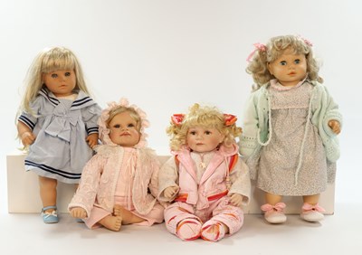 Lot 520 - Lot van 4 kinderpoppen