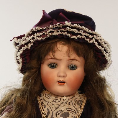 Lot 536 - Alt, Beck & Gottschalck karakterpop, model 1362