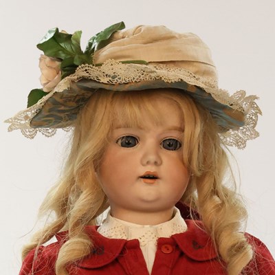 Lot 537 - Armand Marseille bisque karakterpop