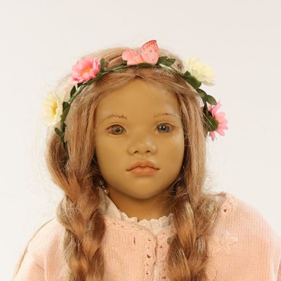 Lot 564 - Annette Himstedt ‘Tara’ vinylpop