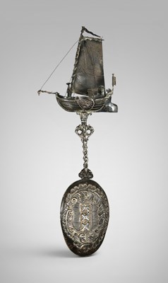 Lot 28 - Large silver decorative spoon with sailing ship and Amsterdam city coat of arms