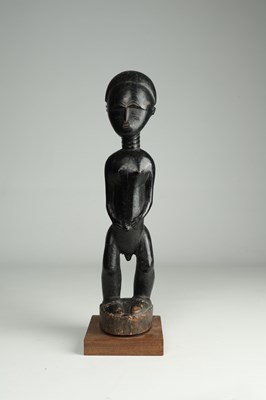 Lot 48 - Baoule blolo bian figure.