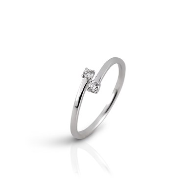 Lot 13 - White Gold ‘Toi et Moi’ Ring with Diamonds