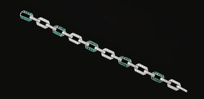 Lot 122 - White Gold Bracelet with, Emerald and Diamonds