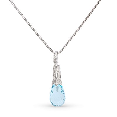 Lot 165 - Gold Pendant with Briolette-cut Topaz and Diamonds on Gold Necklace