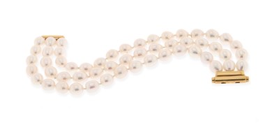 Lot 138 - Three-Strand Pearl Bracelet with 18K Gold Box Lock