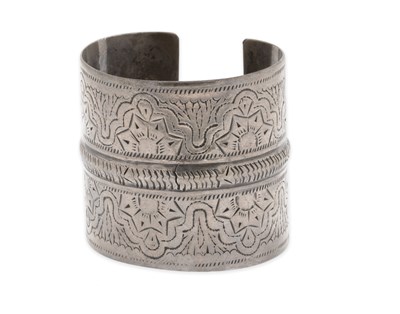 Lot 168 - A Silver Cuff Bracelet
