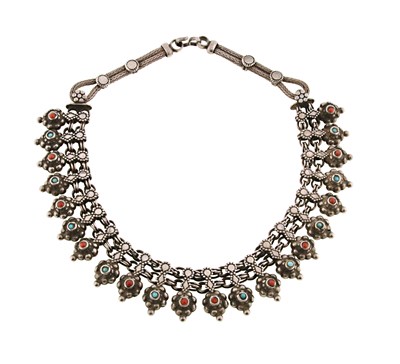 Lot 211 - Heavy silver Indian Choker