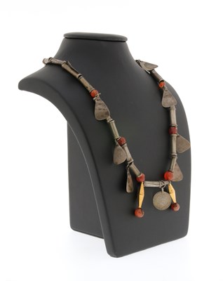 Lot 177 - Ottoman Silver Necklace with 18 kt. Gold Pendants