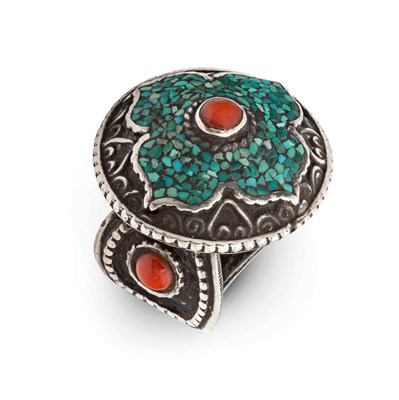 Lot 243 - Tibetan Silver Mosaic ring