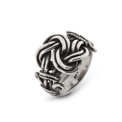 Lot 271 - Indian Sterling Silver Ring
