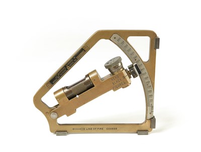 Lot 16 - WWII-era M1 Gunner’s Quadrant, Ca 1945.
