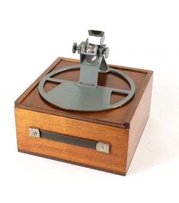 Lot 34 - An Azimuth Mirror by Lilley & Gillie Ltd. Ca 1980.