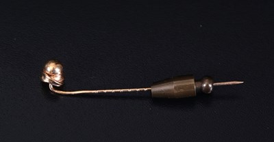 Lot 9 - 14K Golden Tie Pin