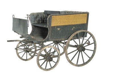 Lot 63 - PONY WAGONETTE PANIER