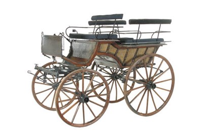 Lot 106 - WAGONETTE