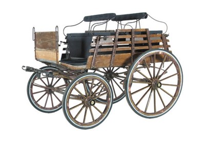 Lot 118 - DERBY CAR