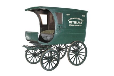Lot 138 - HOLLANDSE KRUIDENIERSWAGEN