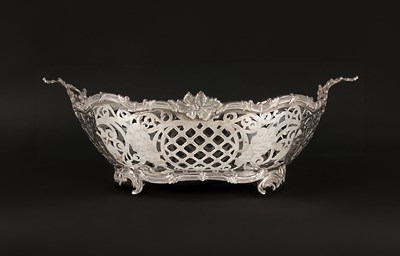 Lot 730 - Zilveren Fruitmand in Louis XV stijl, Den Haag, 1943