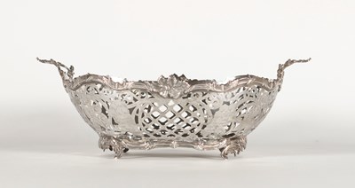Lot 730 - Zilveren Fruitmand in Louis XV stijl, Den Haag, 1943