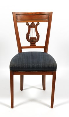Lot 149 - Vijf 19-eeuwse Eetkamerstoelen.