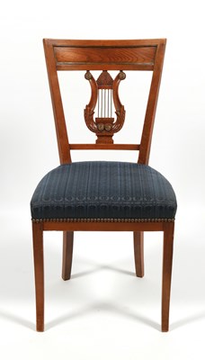 Lot 149 - Vijf 19-eeuwse Eetkamerstoelen.