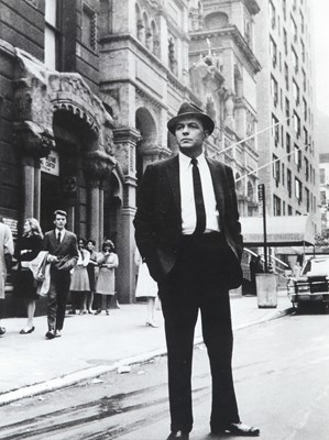 Lot 150 - Pierlugi Praturlon - Frank Sinatra