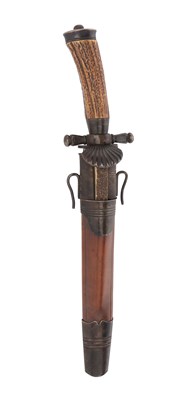 Lot 61 - LATE 19TH CENTURY GERMAN/AUSTRIAN HUNTING DAGGER
